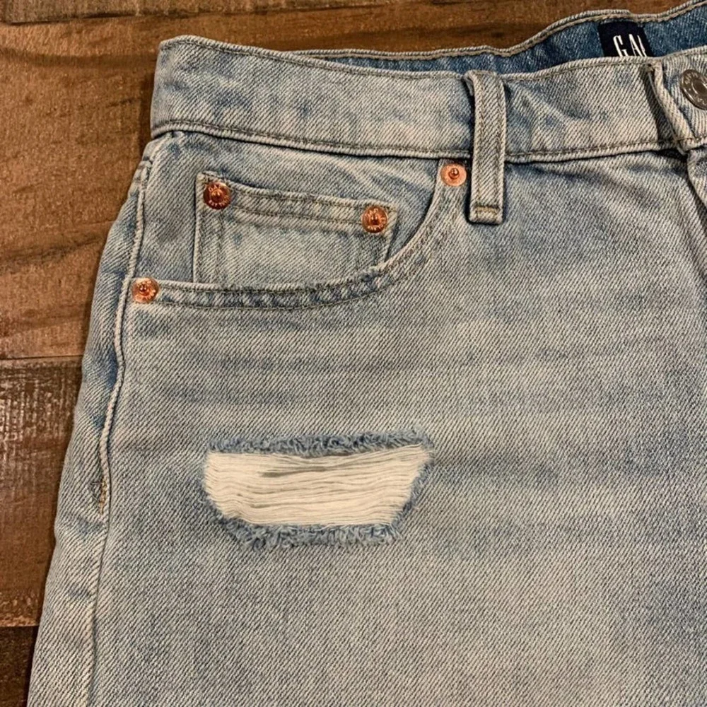 GAP Festival style Jean Short - Picture 4 of 4